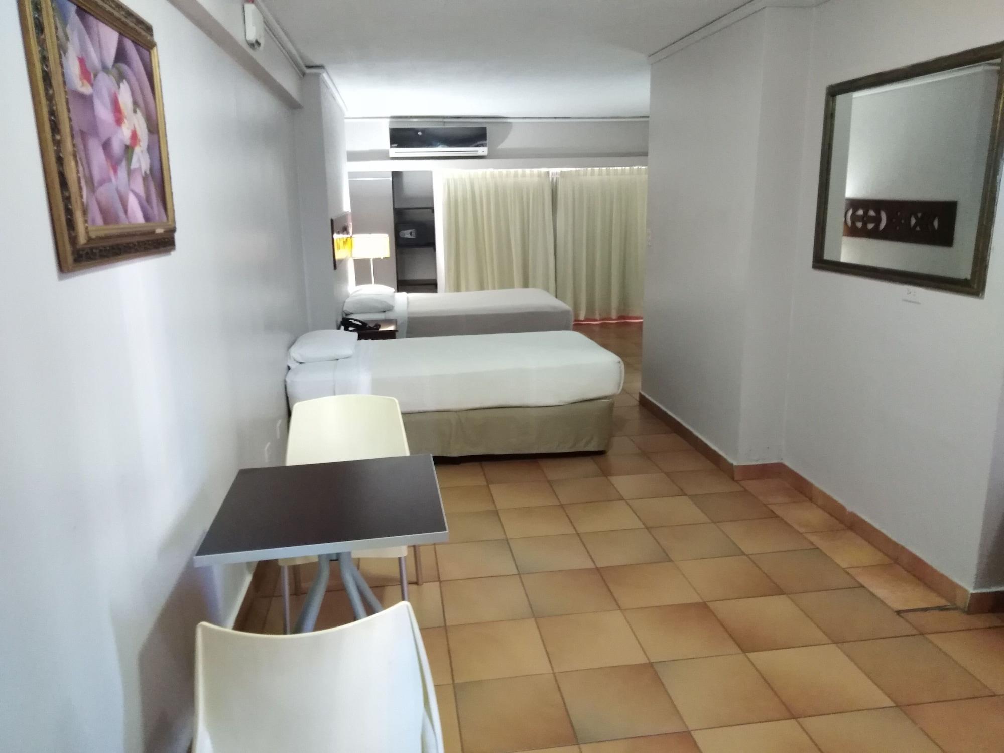 Hotel Tower House Suites 파나마시티 외부 사진